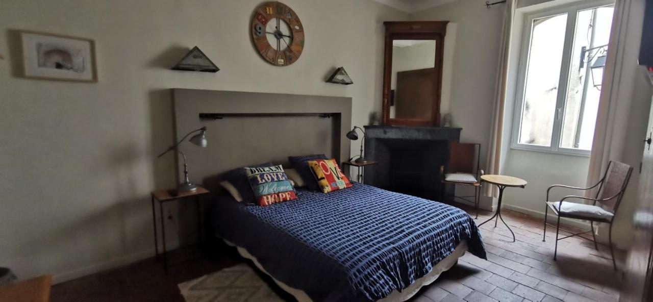 Le Mimosa Bed & Breakfast Saint-Saturnin-de-Lucian Exterior photo